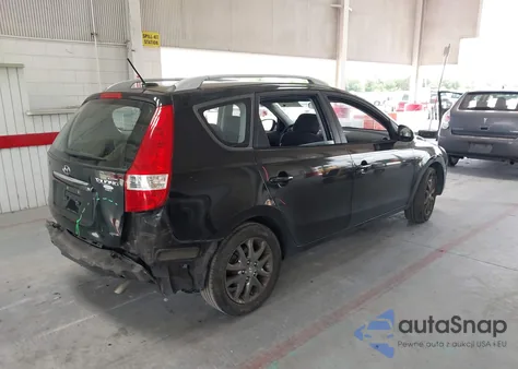 2012 Hyundai Elantra Touring Gls z USA, uszkodzony, nr VIN KMHDC8AE4CU133595